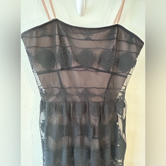 BCBG Max Azria Runway Black Sheer Lace Maxi Dress SZ 6 NWT‎ - Picture 10 of 10